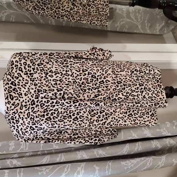 Maurices Cheetah Print Blouse - Picture 3 of 6